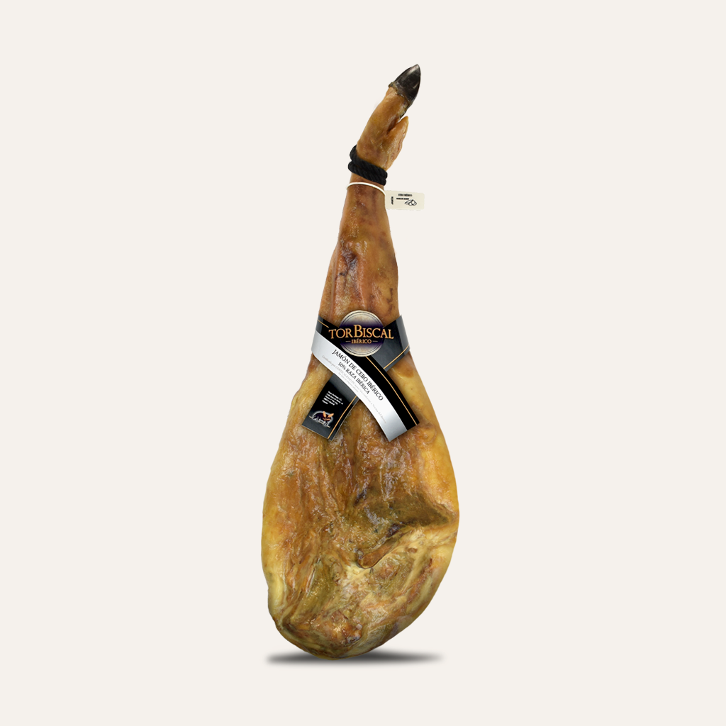 Ibéricos Torbiscal. Jamón de Cebo Ibérico 50% Raza ibérica de la más alta calidad, seleccionado para los amantes del mejor jamón.